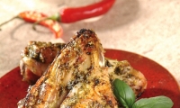 أجنحة الحبش المخبوزة بصلصة الصويا والزنجبيل