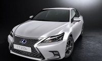 لكزس CT 200h 2018 تكشف عن التحديثات